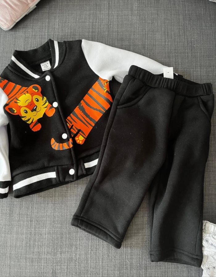 Survêtement bebe - photo numéro 2