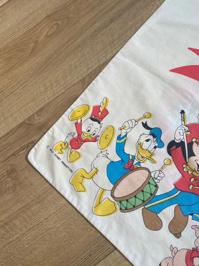Taie d’oreiller Mickey Disney rectangle 75x52 cm - photo numéro 2