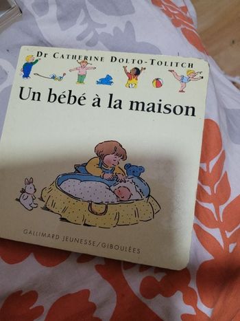 Un bébé à la maison