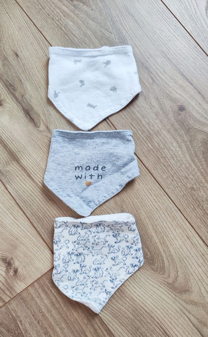 Lot de 3 bavoirs mixtes