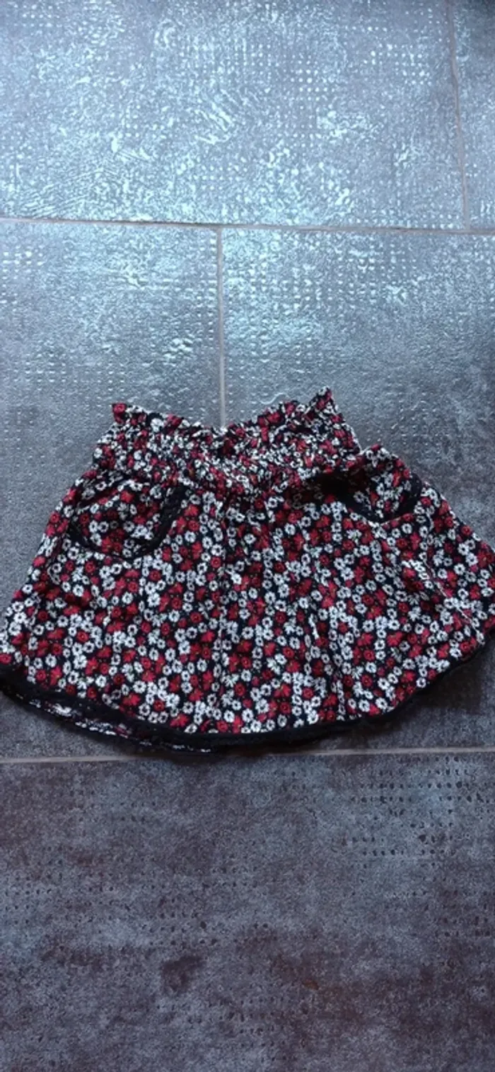 Jupe a fleurs