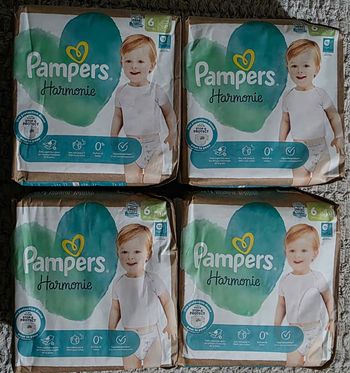 Couches Pampers Harmonie taille 6x4