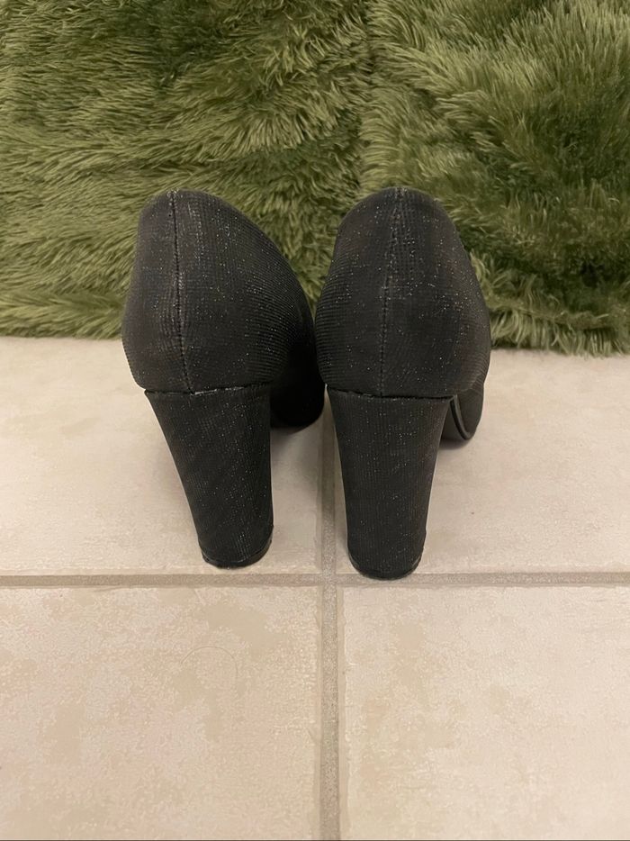Escarpins noirs - photo numéro 4
