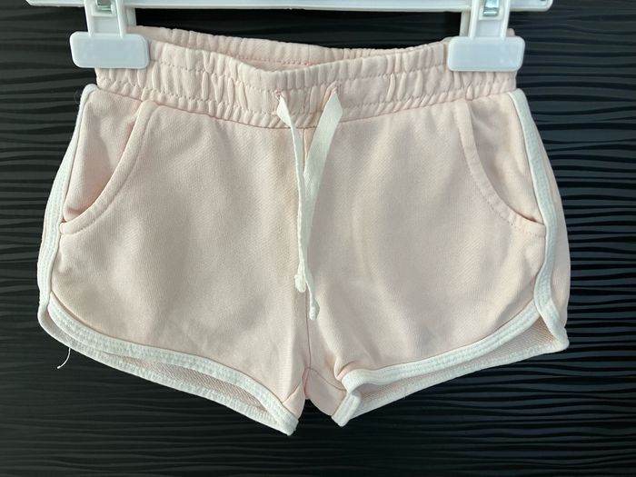 Short rose pale Kiabi 6 ans
