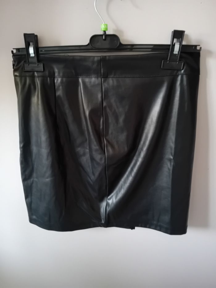 Jupe en cuir - photo numéro 2