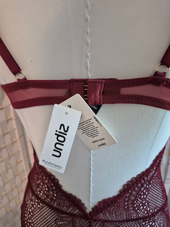 💕 Sublime Body Tanga Push-up Bordeaux UNDIZ -T S / 36 Neuf 💕 - photo numéro 9