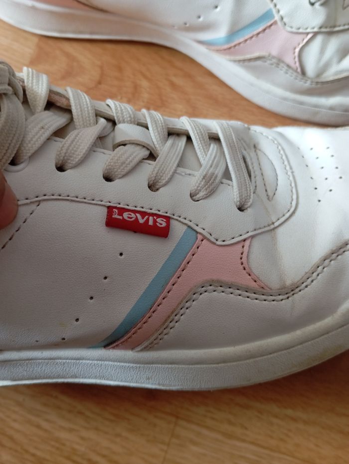 Baskets Levi's femme 38 excellent état - photo numéro 4