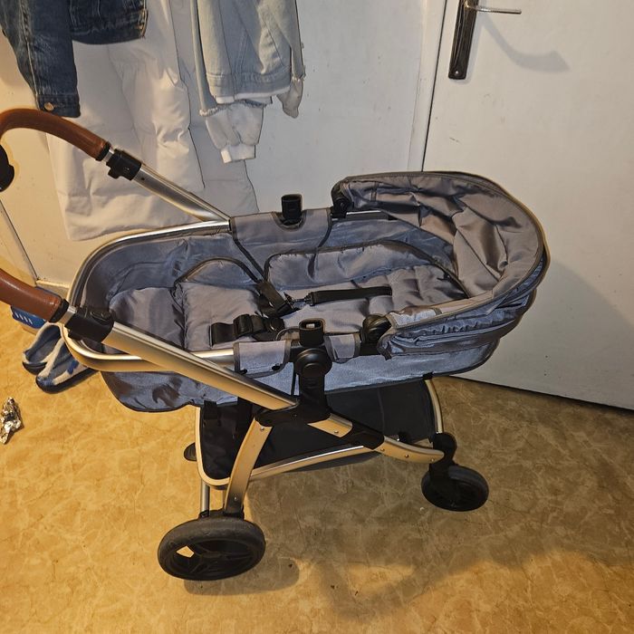 Poussette - photo numéro 4