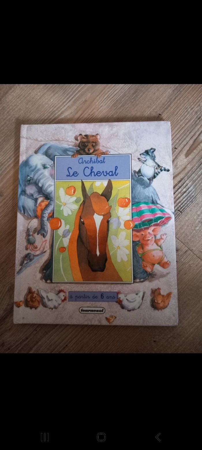 Livre archibal le cheval