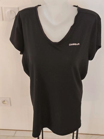 T-shirt femme vêtements lot possible voir dressing
