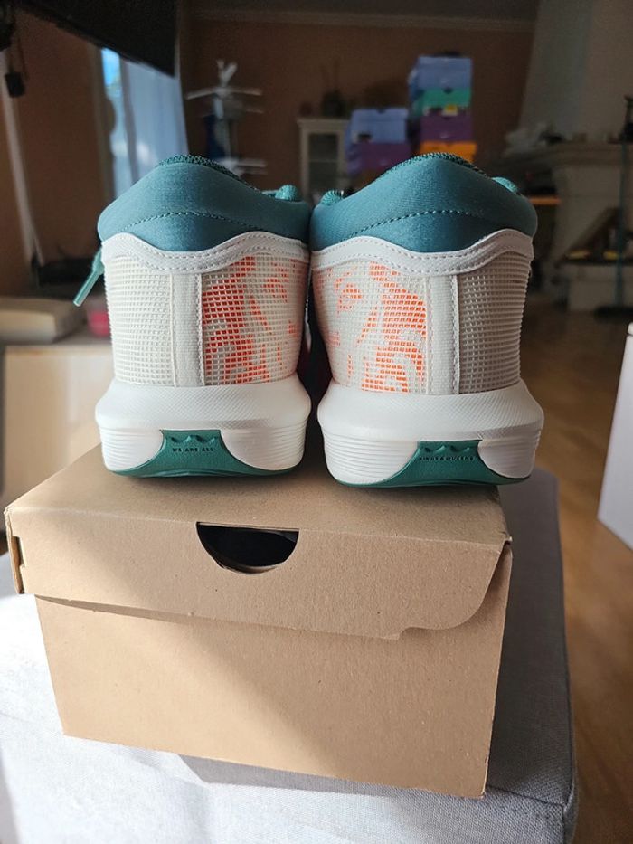🔥Lebron Witness VIII Famu T.44.5🏀 - photo numéro 6
