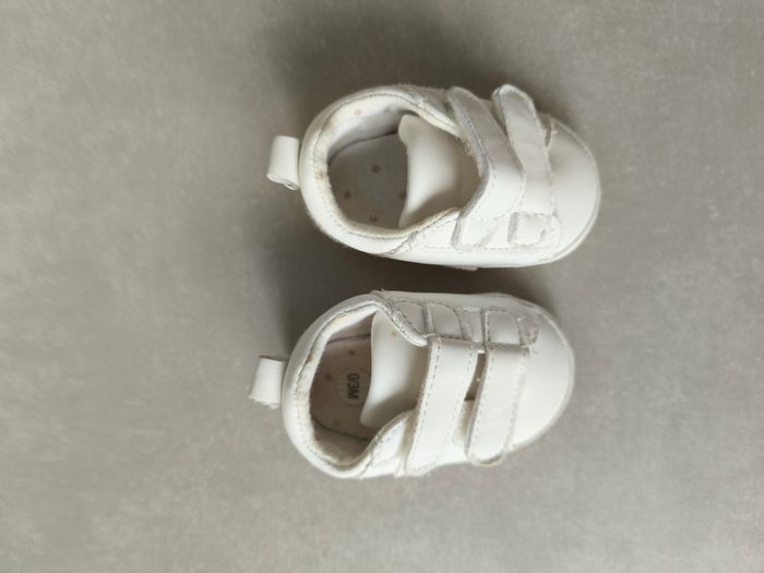 Lot chaussettes et chaussures 0-6 mois - photo numéro 8