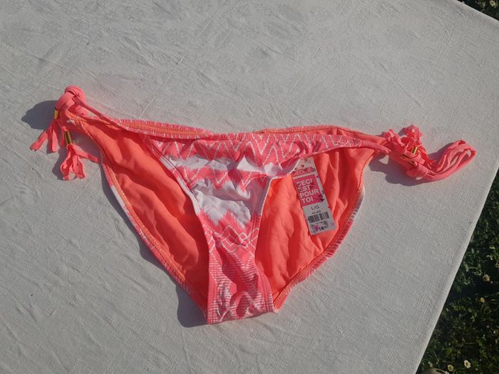 Bas de maillot de bain taille L Neuf
