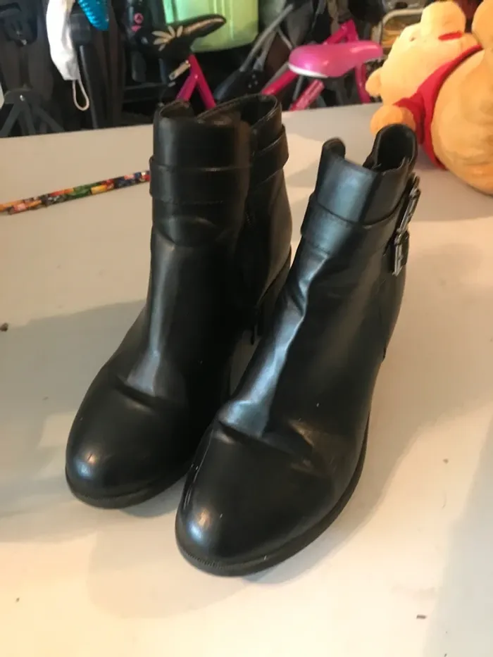 Bottines 38 quasi neuves - photo numéro 2