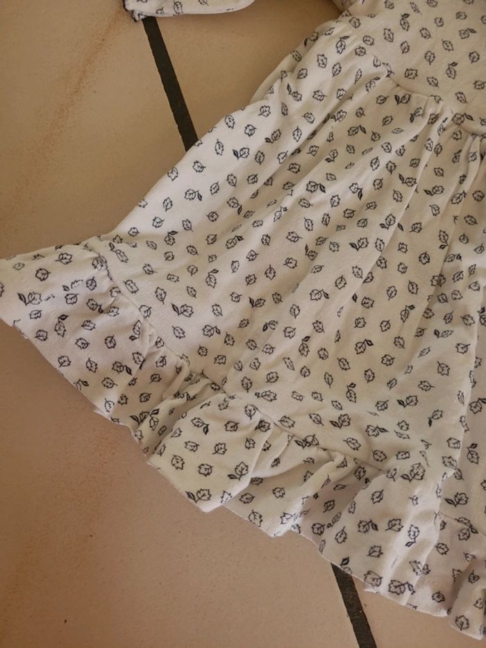 Robe blanche avec feuilles absorba - photo numéro 3