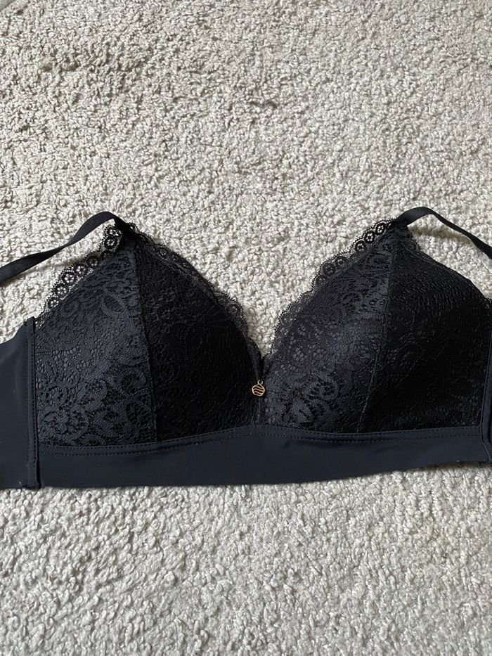 Soutien gorge dentelle noir - photo numéro 3