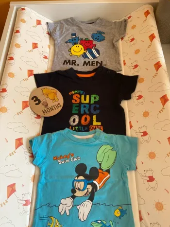 Lot de 3 t-shirt taille 3 mois