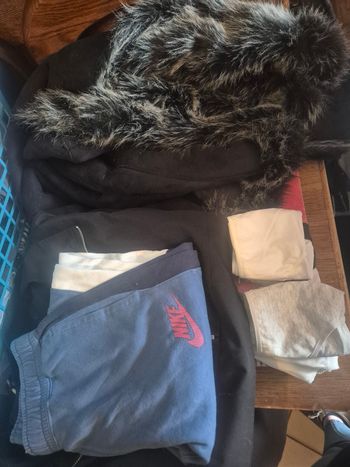 Lot vêtement femme homme garcon 