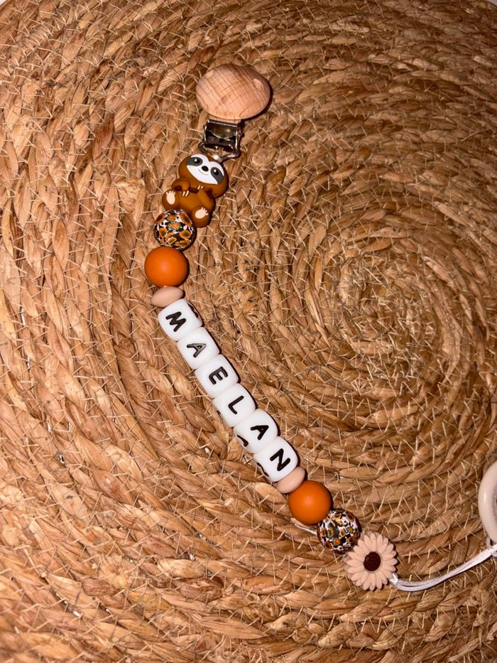 Attache tétine & Porte clés personnalisé - photo numéro 4