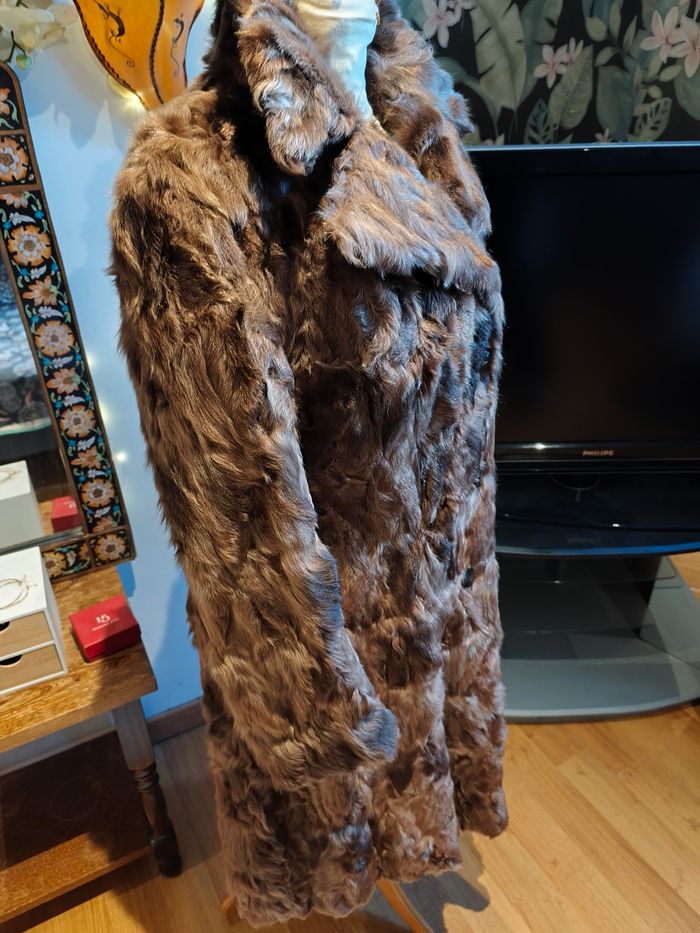 Manteau en fausse fourrure - photo numéro 3