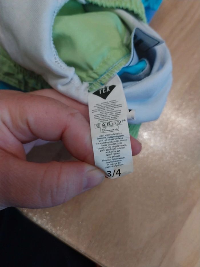 Maillot de bain 3 - 4 ans - photo numéro 3