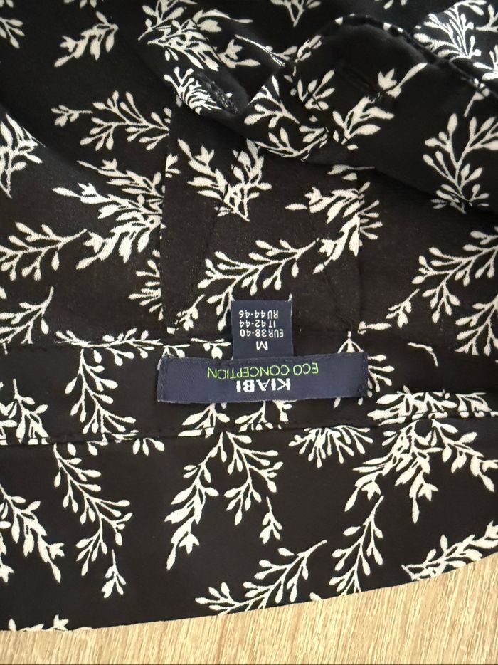 Chemise Kiabi noire et blanche à motif - Taille M - Bon état - photo numéro 2
