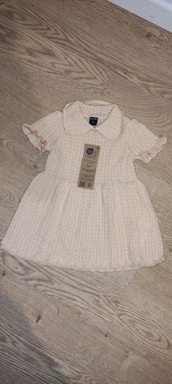 Robe bébé fille couleur corail en laine neuf Kiabi