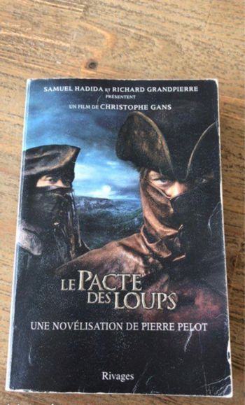 Le pacte des loups