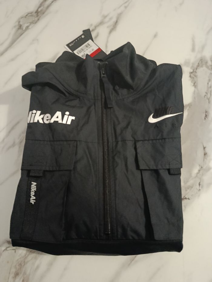 Veste Nike Air Authentique 
Neuf - photo numéro 7