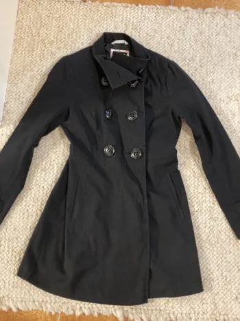 Trench noir