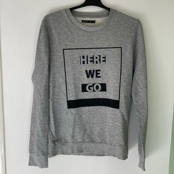 Sweat gris