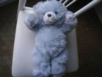 PELUCHE OURS BLEU-GRIS