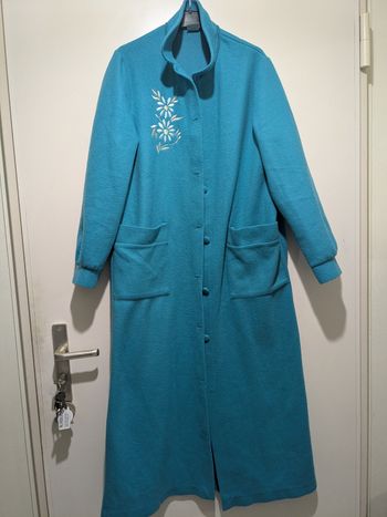 Belle robe de chambre vintage bleue turquoise. Taille 40