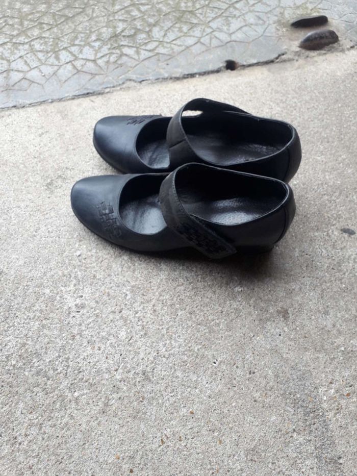 Chaussures noire - photo numéro 2