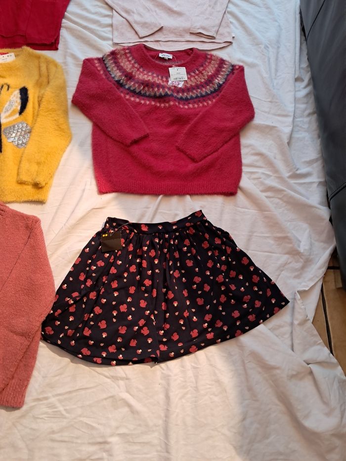Lot de vêtements 6ans pulls et gilets 6ans fille neufs - photo numéro 3
