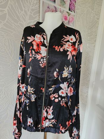 Veste zippé kiabi taille 42