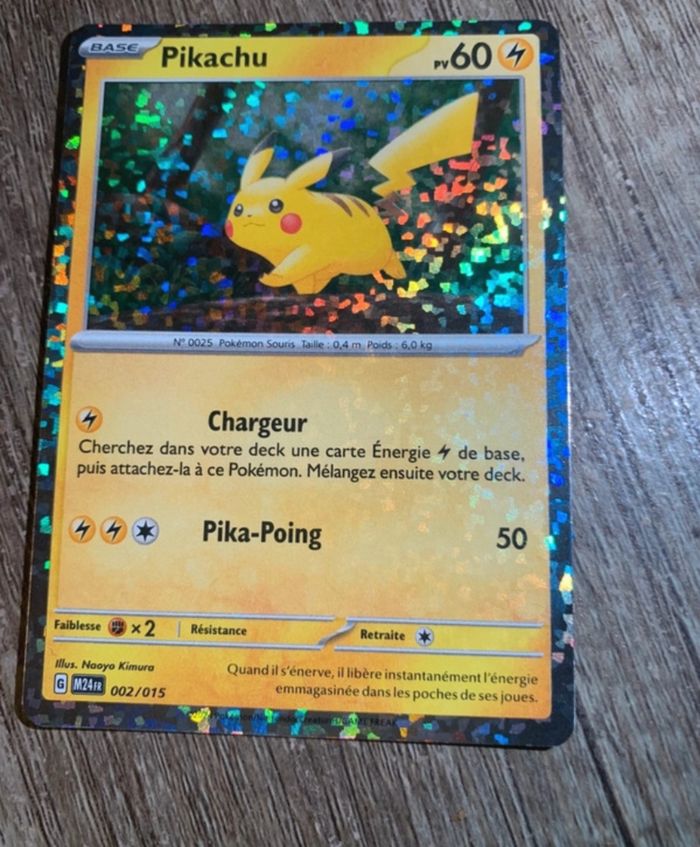 Carte Pokémon Pikachu - photo numéro 3