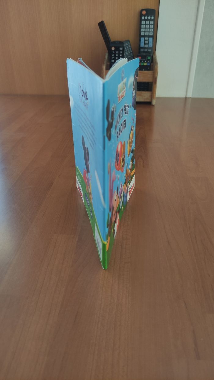 Livre Disney Mickey fête Pâques - photo numéro 4