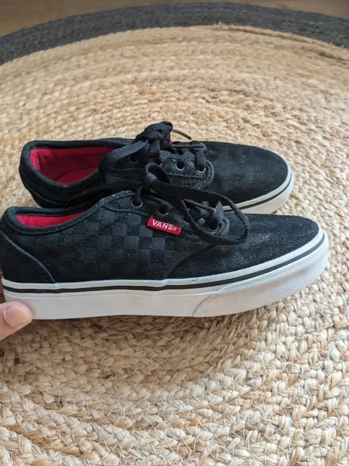 Vans à Damier - photo numéro 2