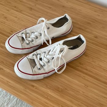 Converse blanche