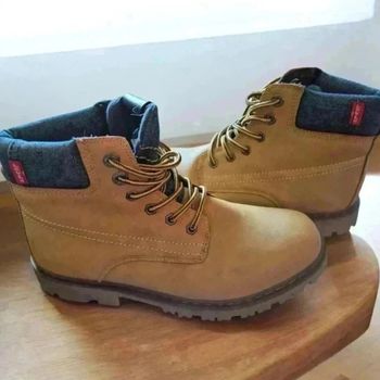 Chaussures montantes levi's moutarde 🌹 38 🌹