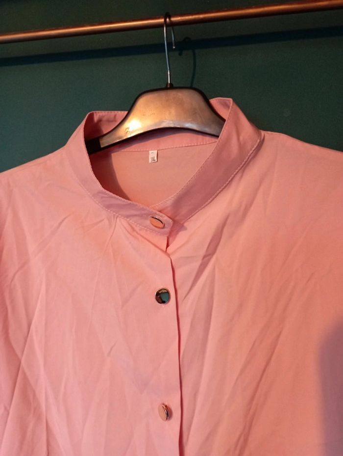 Blouse rose tissu satiné - photo numéro 2