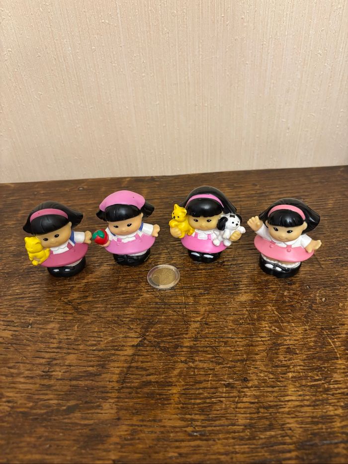 Lot de 4  figurines Fisher Price Little people : Petites filles asiatiques Sonia lee - photo numéro 7