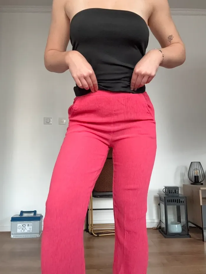 Pantalon rose Bershka - photo numéro 2