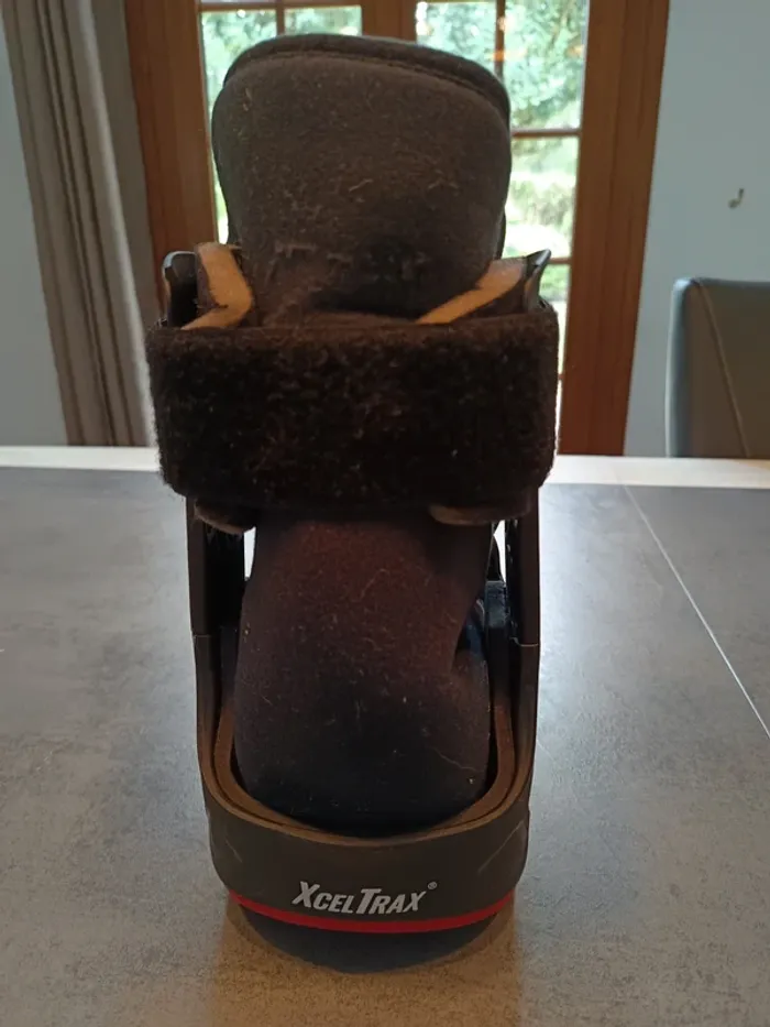 Vends botte de marche Xceltrax taille XS soit 36. - photo numéro 3