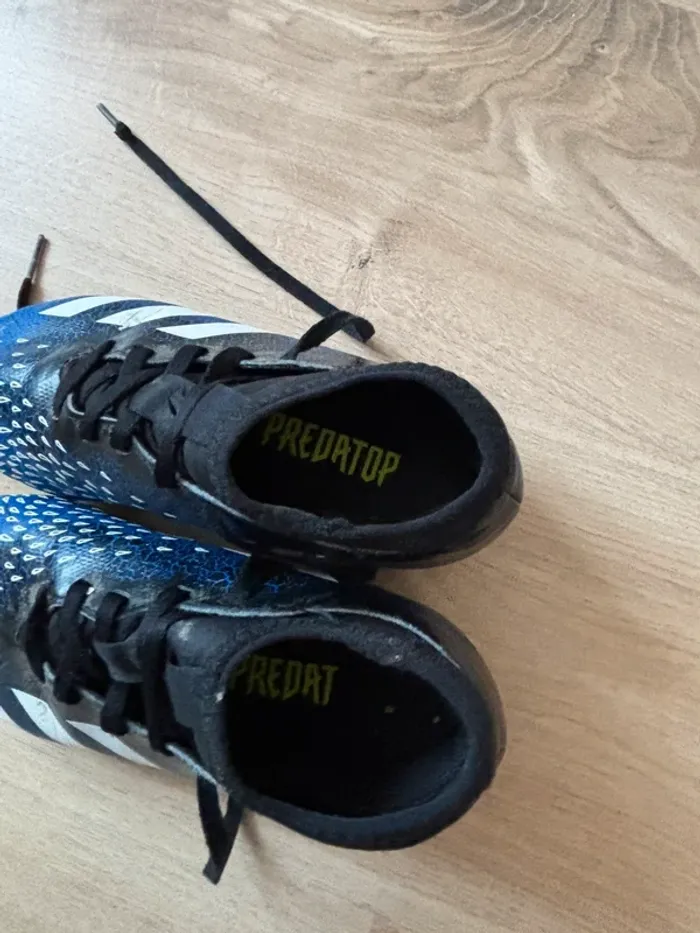 Chaussures de foot Adidas Predator - photo numéro 4