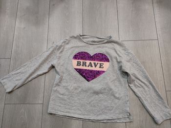 T shirt manches longues 6-7 ans