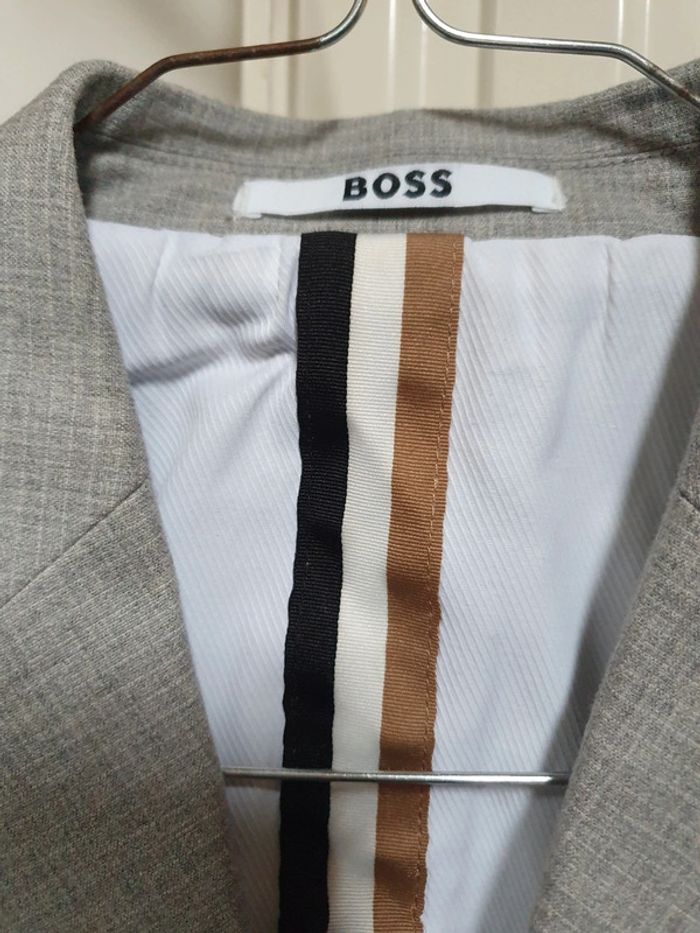 Veste Boss 12 ans - photo numéro 5