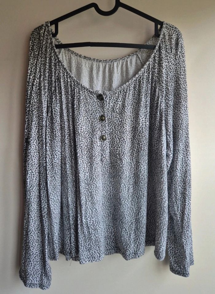 🌴 Belle blouse motif léopard tu 🌴4