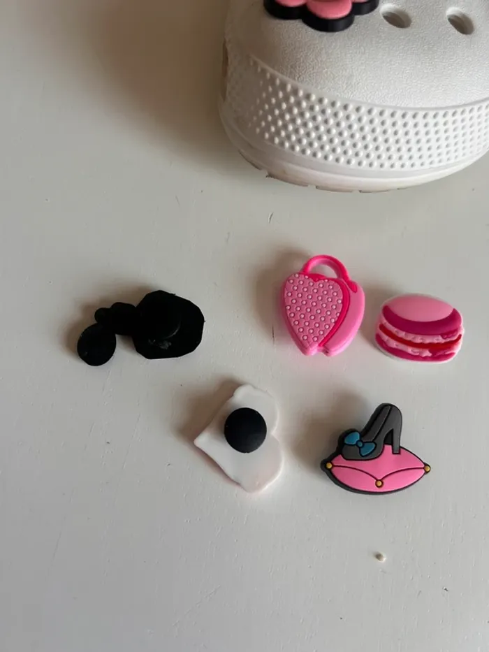 Lot de 10 charms rose / déco pour crocs - photo numéro 4